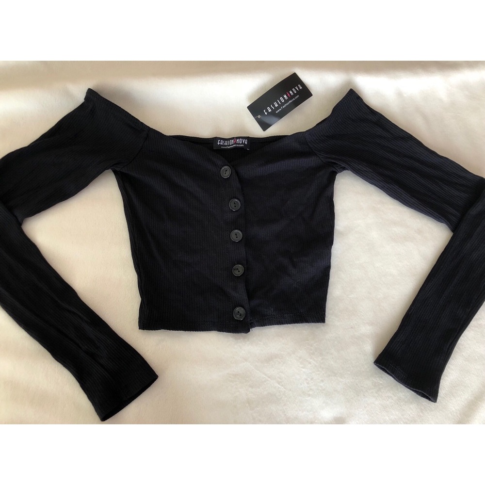 Long sleeve crop top